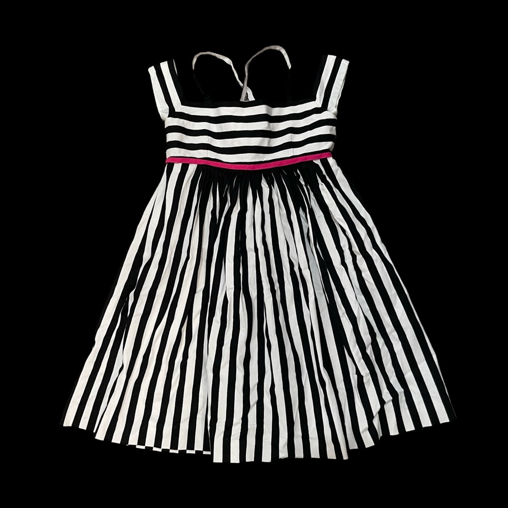 EUC Helena Girls Size 8 Chic Black and White Striped Dress with Pink Accent